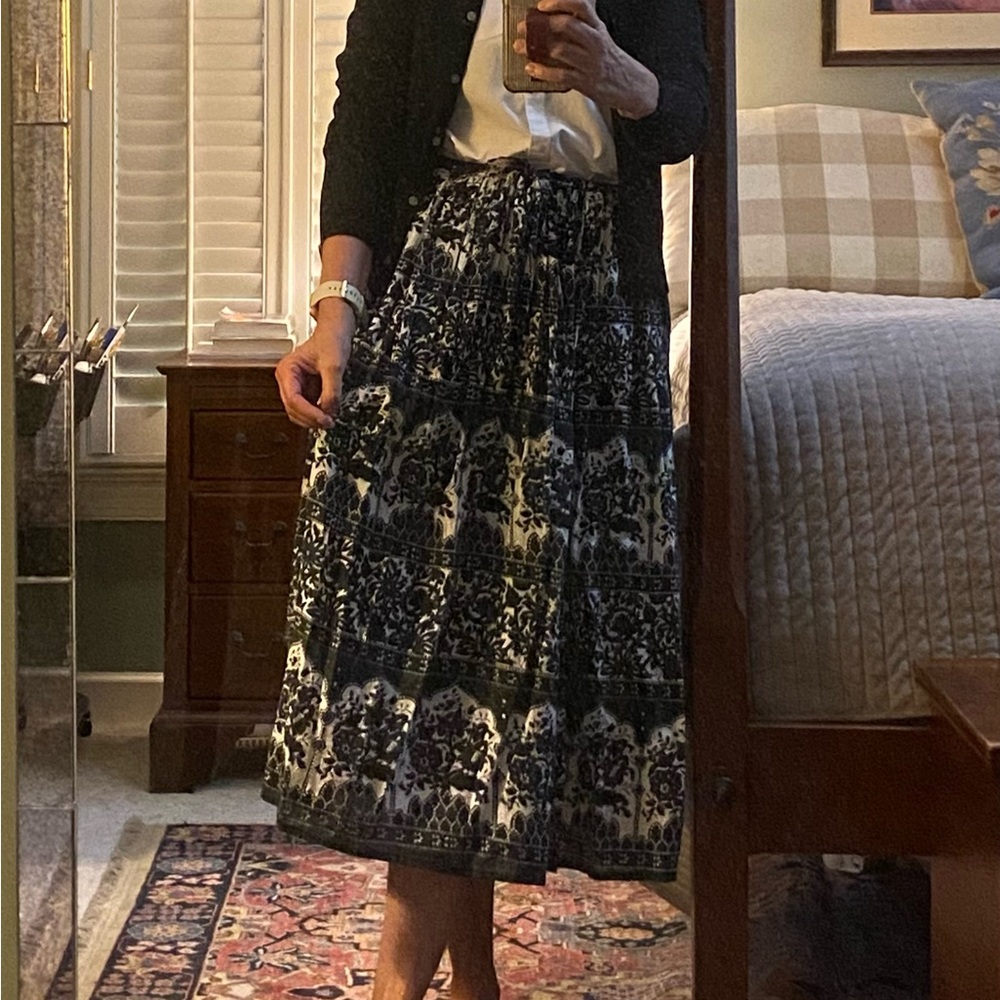 Jane Ashley Casual Lifestyle Skirt